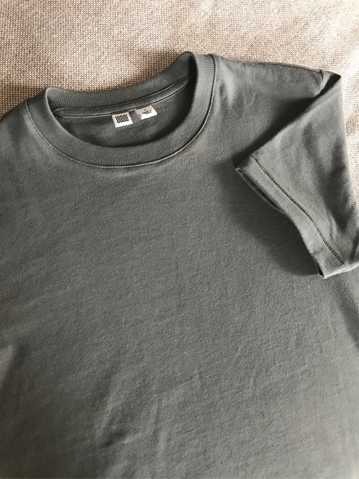 UNIQLO UのカーキTで秋色コーデ♪の画像_1