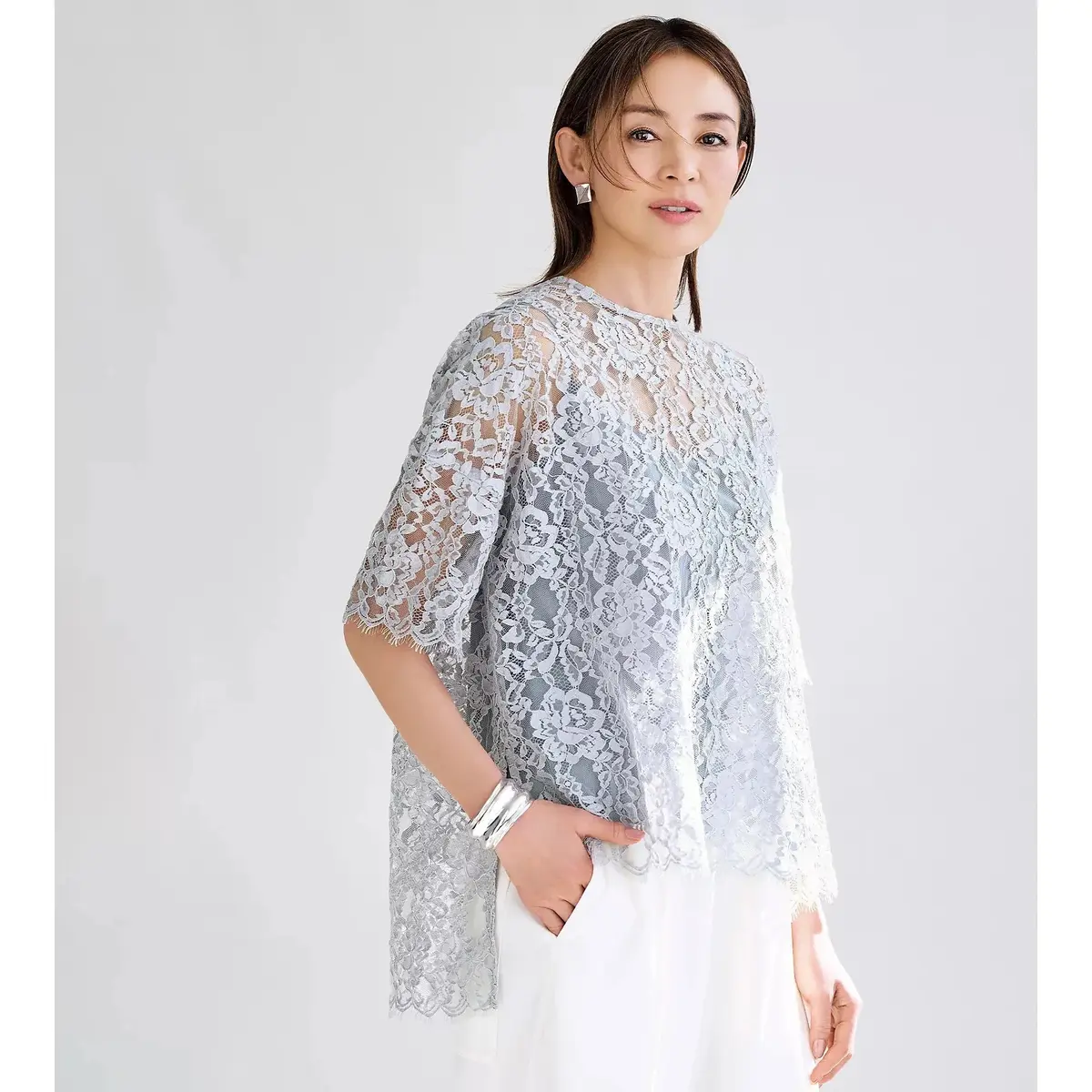 春は何を買うべき？50代に似合う服が見つかる！最新ファッションコーデ・アイテム見本帖