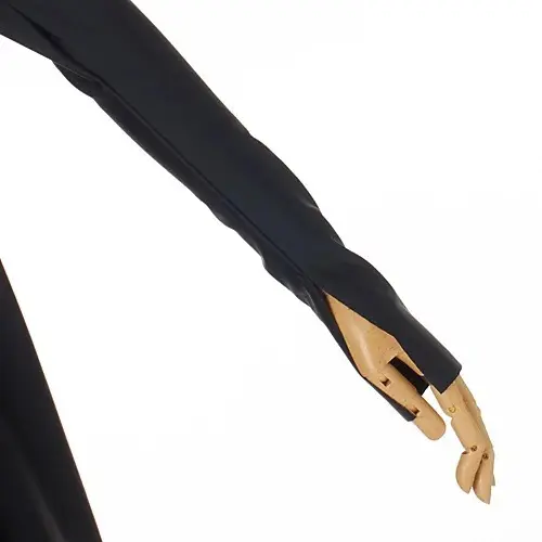 大人の体を巧みにカバーする超人気者“Chの画像_5