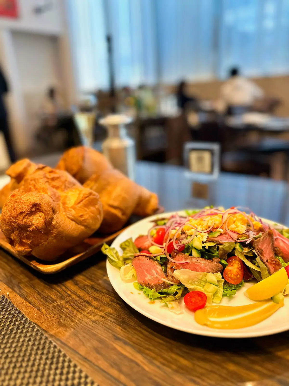 ステーキとシャンパーニュでご機嫌な日曜のの画像_5