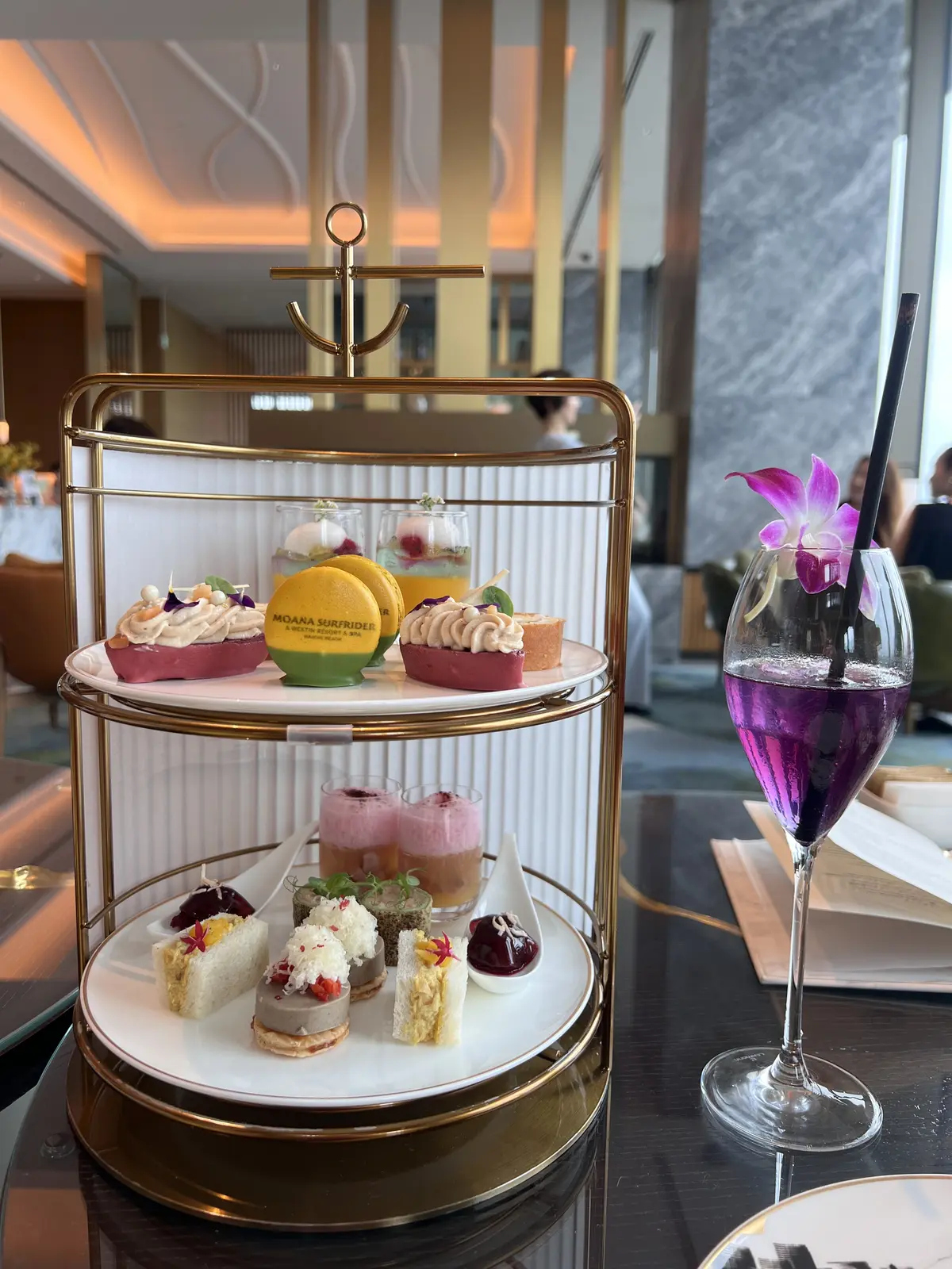 50代,40代「夏のカラーファッション」の画像_2