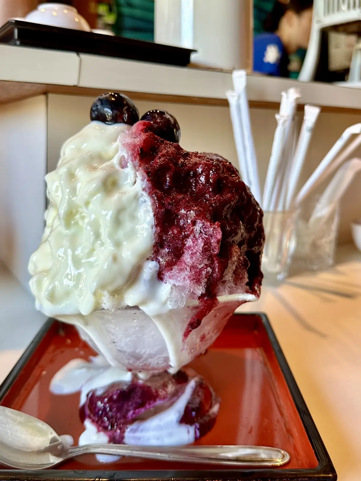 初秋に大活躍！半袖黒ニットの着回しお出かの画像_17