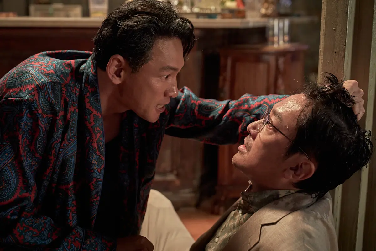 Netflixシリーズ「ナルコの神」独占配信中