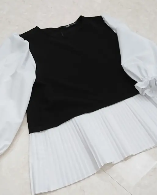 ZARA プリーツブラウス