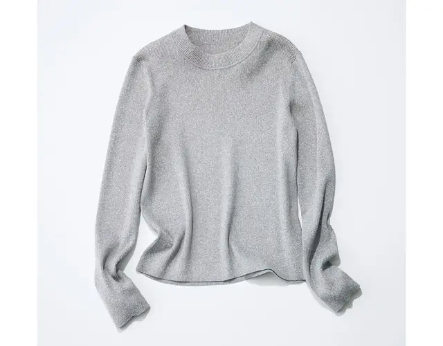 ADOREのグレーニット