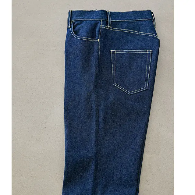 すとんと落ちるラインでおしりを拾わない