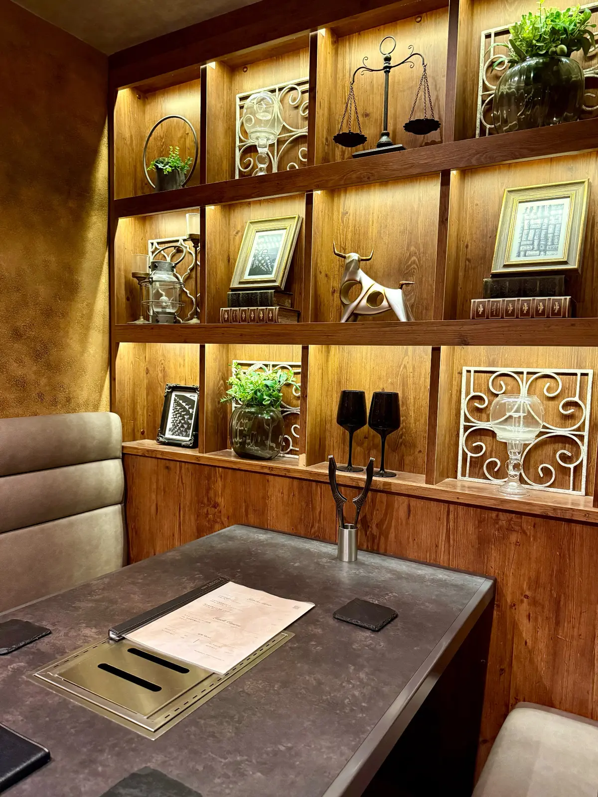 東京焼肉いのうえ　銀座店　店内写真　個室　