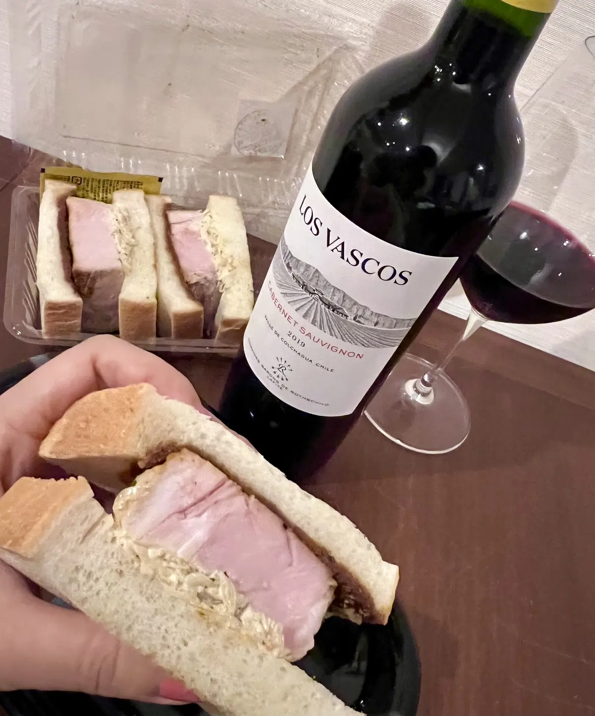 安齋さんおすすめワイン　ロス　ヴァスコス　カベルネ・ソーヴィニヨン」￥1,837