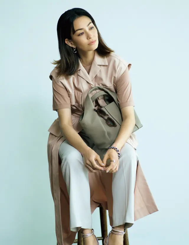 ハムのシルバージュエリーコーデのRINA