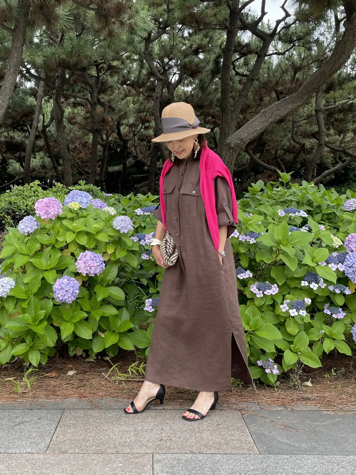 おしゃれな50代が着こなす「初夏のユニクロ・GU」