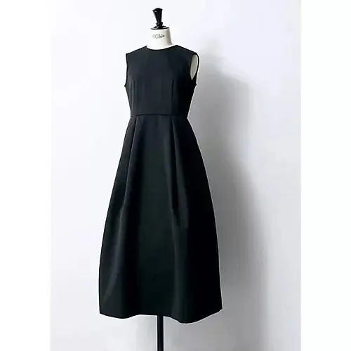 【50代 週末コーデ】気の張るシーンにもの画像_2