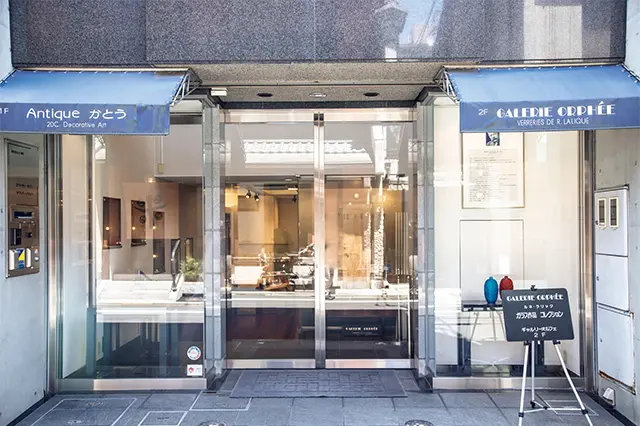 京都旅の新たな醍醐味！フランス文化を伝えるテーブルウエアがそろう『アンティックかとう』【京都旅】