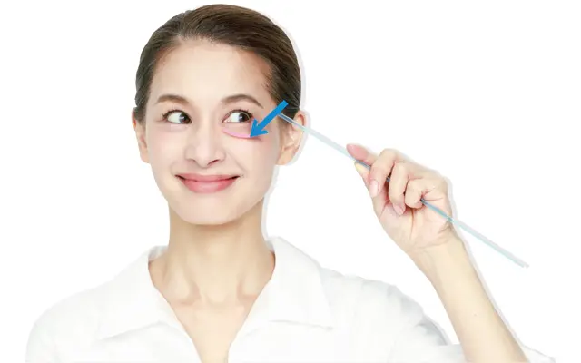 大人を不機嫌に見せる目頭からの下降線