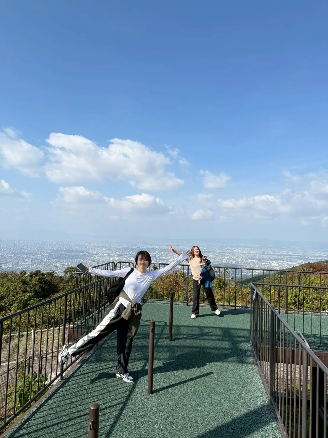 秋を感じる生駒山で山登りの画像_6