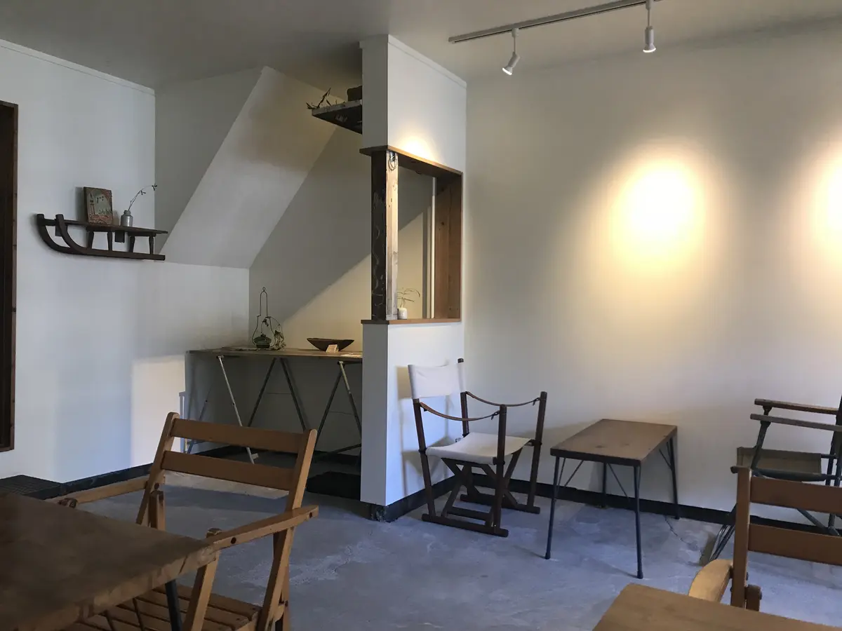 エクラ９月号付録ビッグトートバックを持っの画像_2