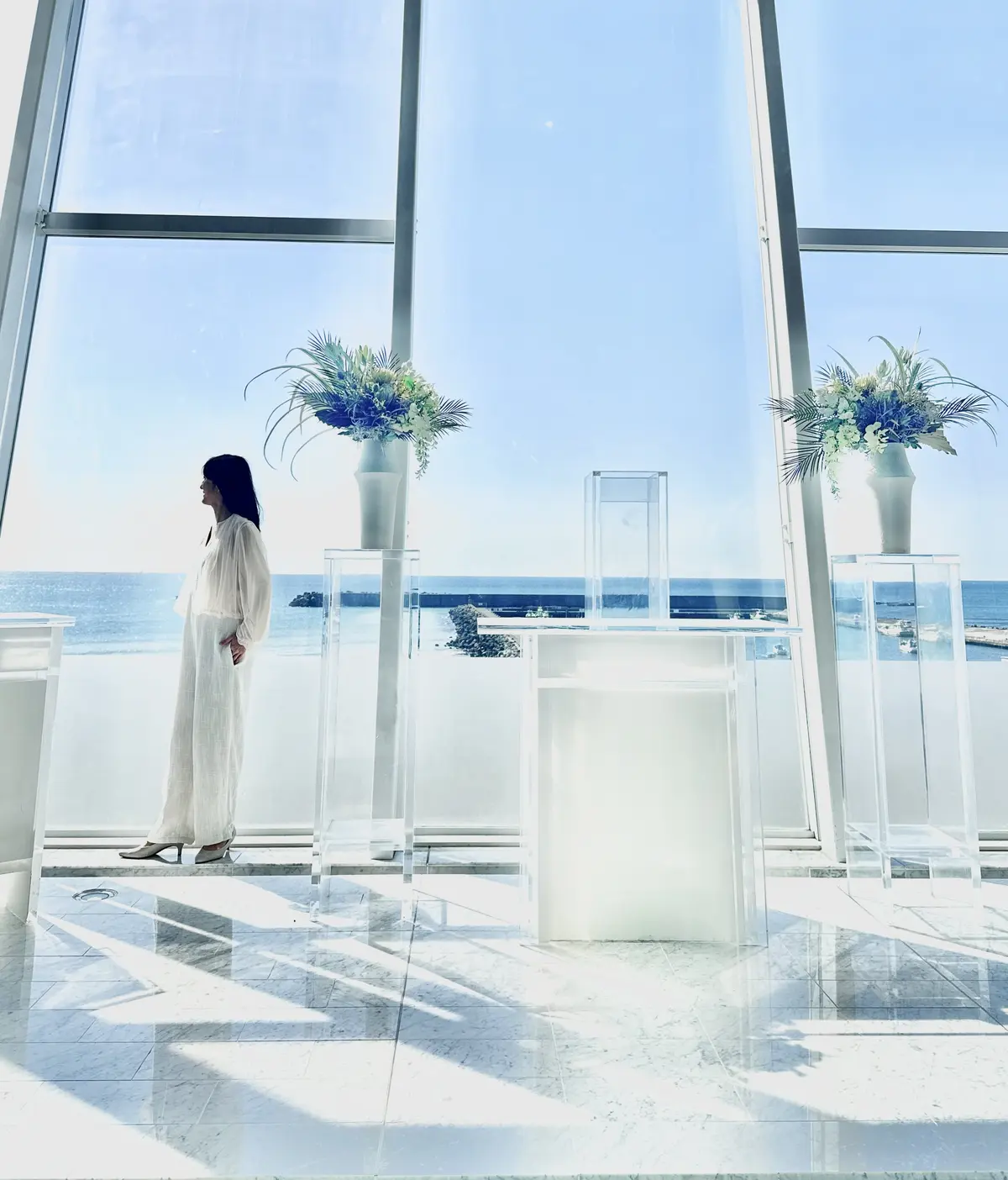 大人のための白コーデ4styleの画像_1