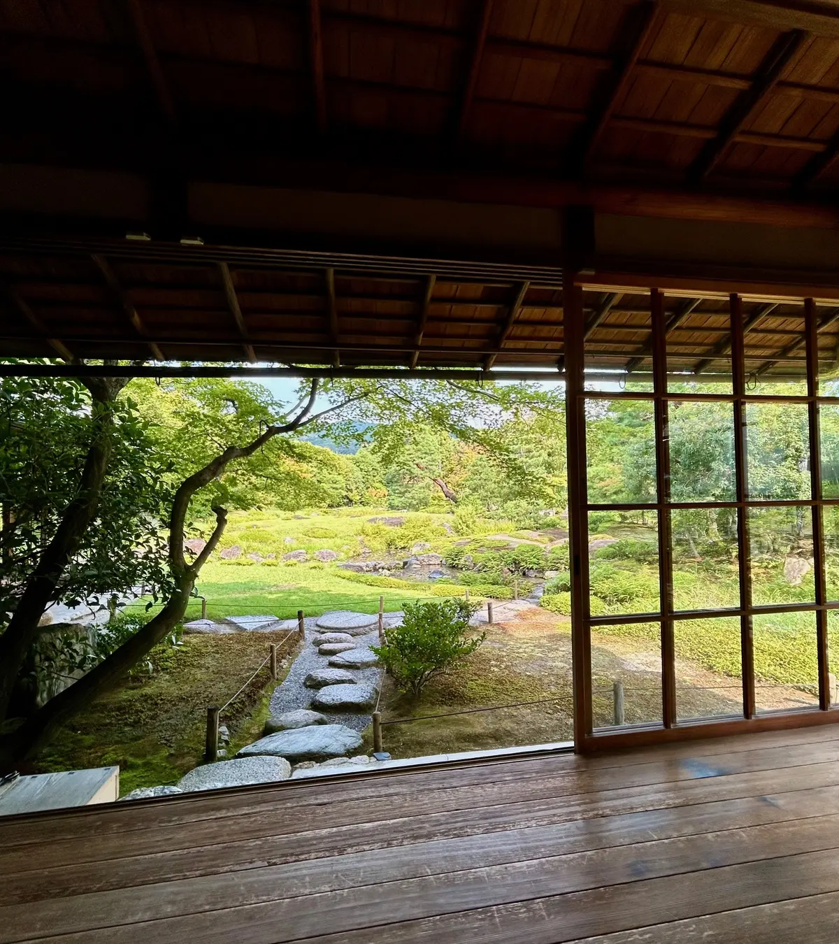 黒ワンピースで楽しむ夏の京都〜日本庭園やの画像_2