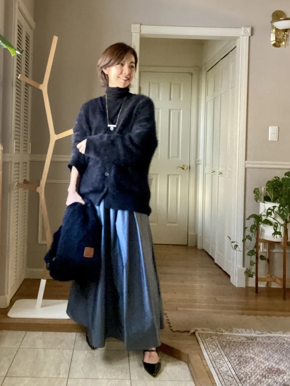 シャイニーなフレアースカートの画像_1