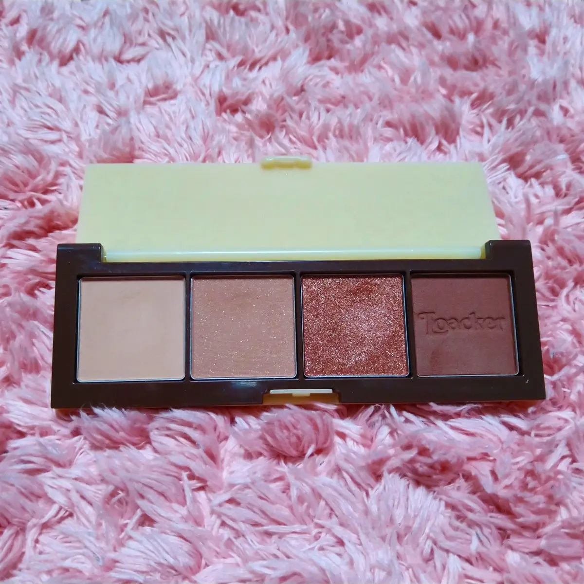 エチュードのアイシャドウ