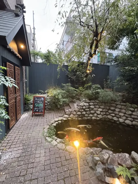 中庭があって緑がいっぱい