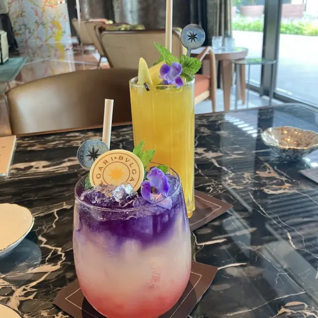 ブルガリホテルのバーでひとやすみの画像_7