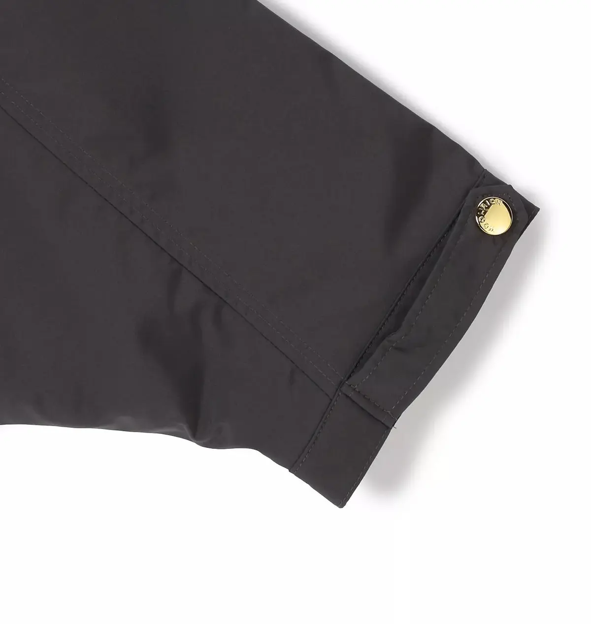 リュクスなディテール＆新素材でますます使の画像_3