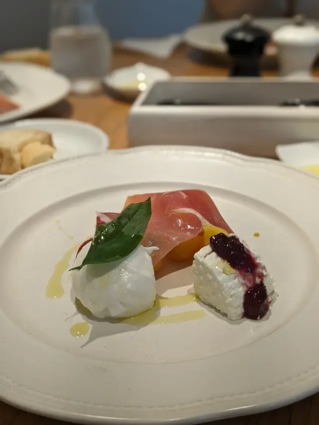 久しぶりの銀座♪できたてフレッシュチーズの画像_5