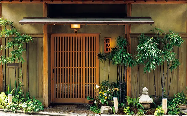 熟成肉と自身で調達した素材を主役にNYでの夢を京都で開花  青蓮院門跡前 月おか