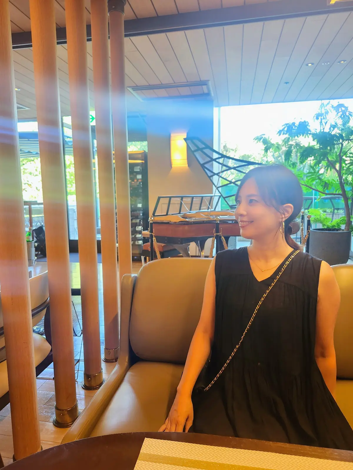 40代ファッション、黒ワンピース、秋コーデ、スタイルデリ、STYLE DELI、青山ランチ、地中海料理、ママ友ランチ、STELLAR WORKS