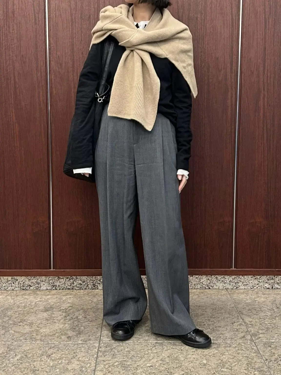 巻くだけでお洒落に変身♪都会的な抜け感をの画像_10