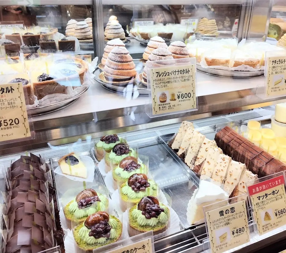 ツマガリ本店　生菓子