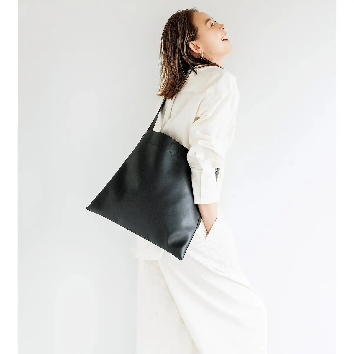 E by éclat SABOTENスクエアショルダーバッグ ￥38,500