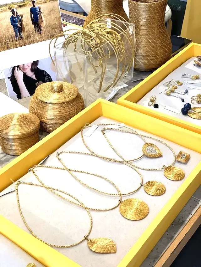 黄金の草　サステナブル　ビオジュエリー