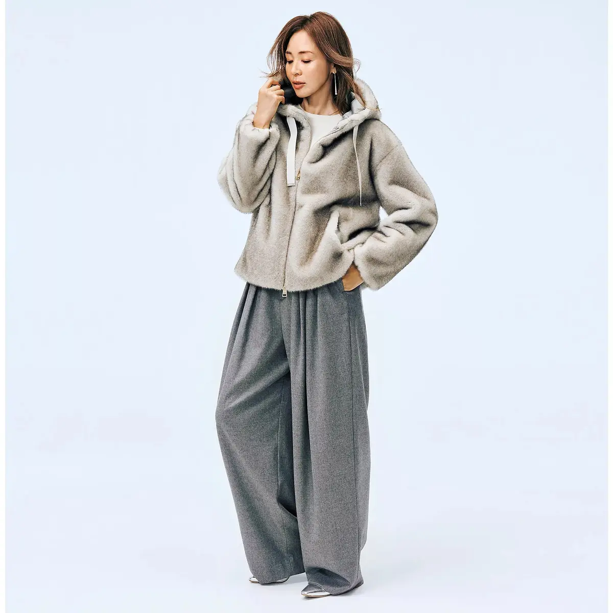 アウターも小物も、より軽やかに、華やかにの画像_9