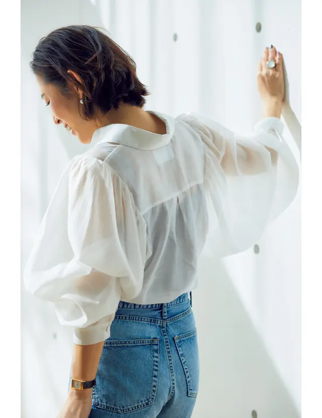 シャツコーデの大草直子さん２