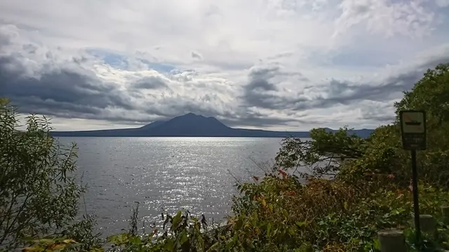 支笏湖　ポロピナイ