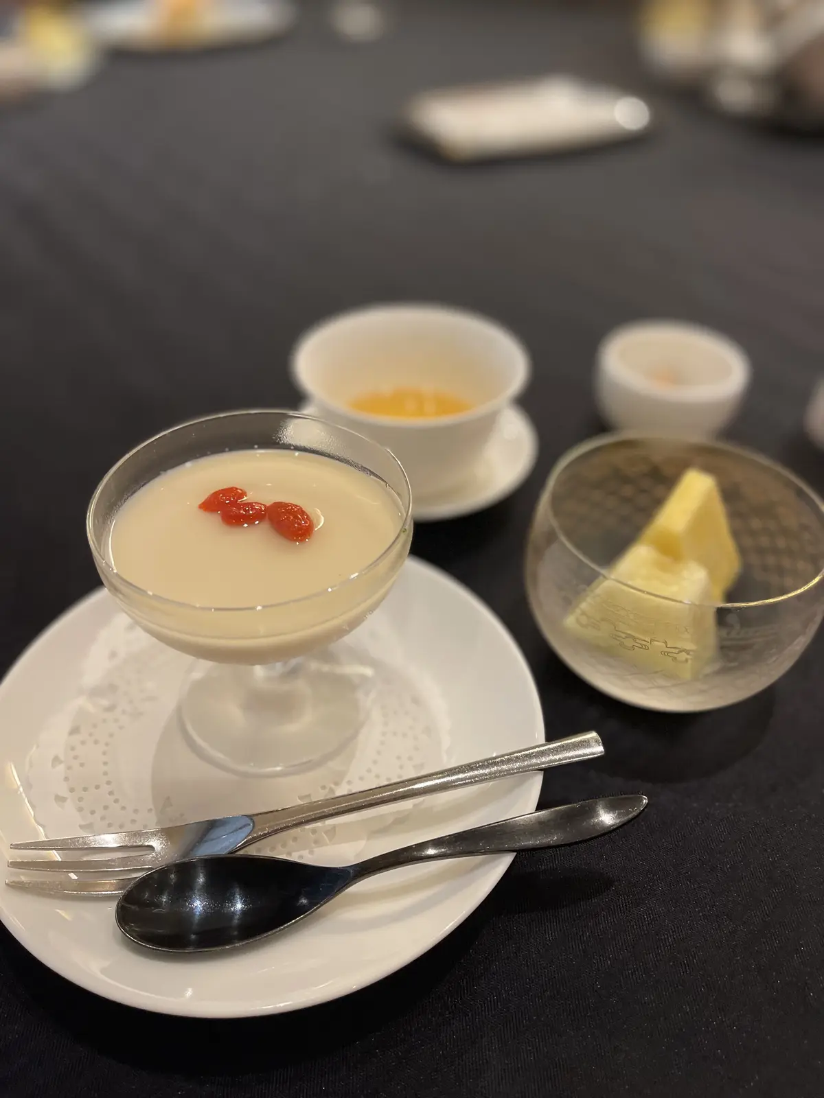 真夏のホテルランチには優しいピンクワンピの画像_5