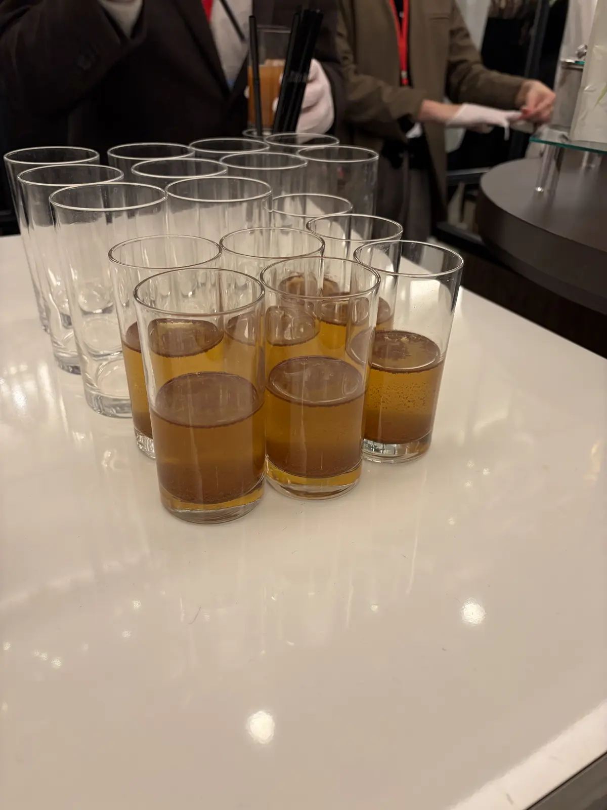 コーヒーや紅茶にサッと溶かして飲めるアミノコラーゲンNMN