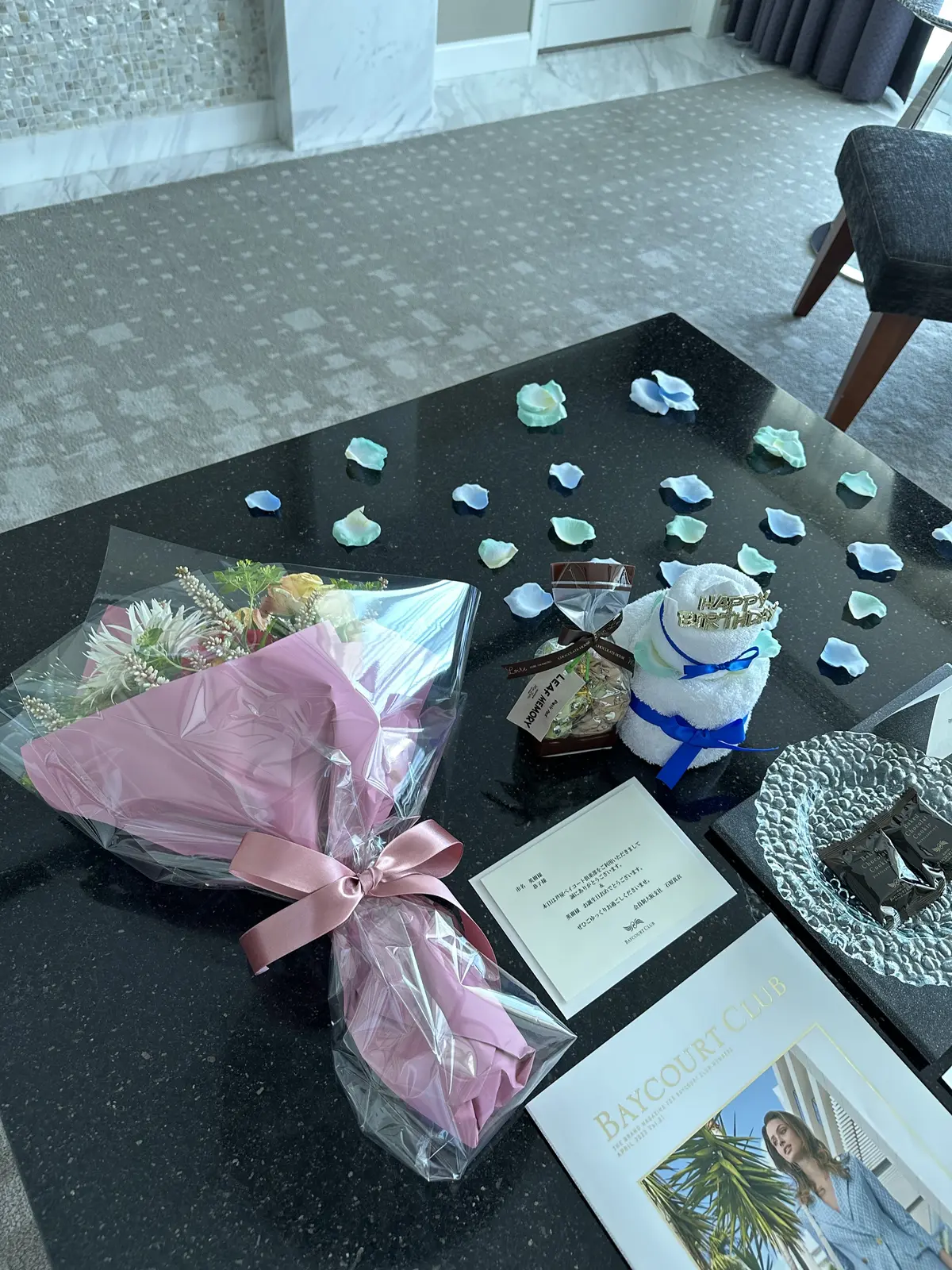 アラフィーこそ白を着る　大人ホワイトスカの画像_6