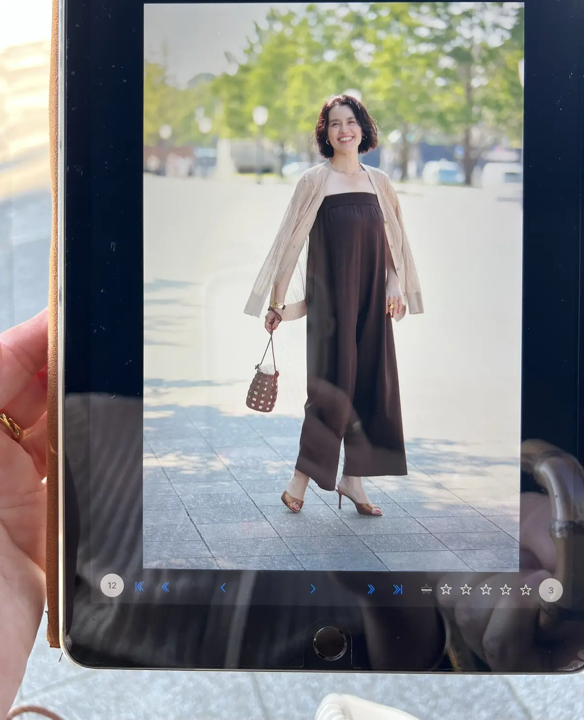 エクラ華組私服SNAP撮影はブラウンコーの画像_3