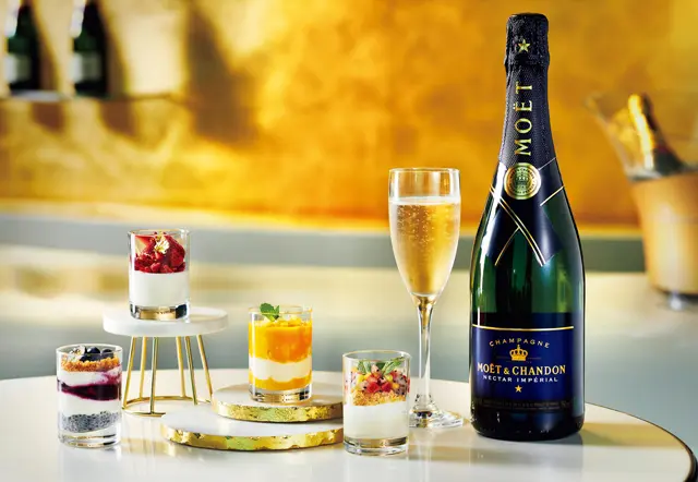 充実のドバイ国際空港。 ビジネスクラス以上なら 豪奢な時間を過ごせる