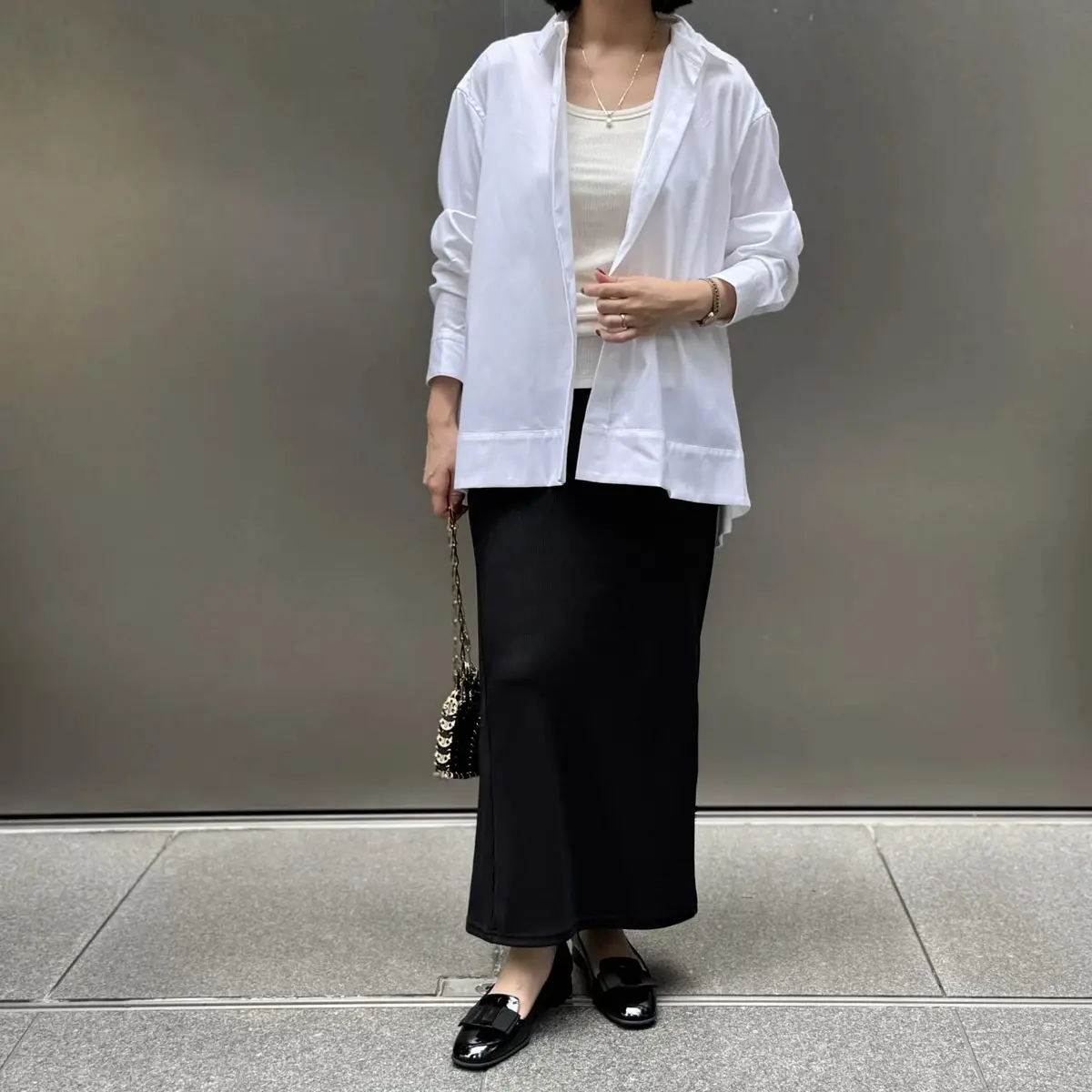 【50代秋コーデ】気温26度の服装。肌寒の画像_2