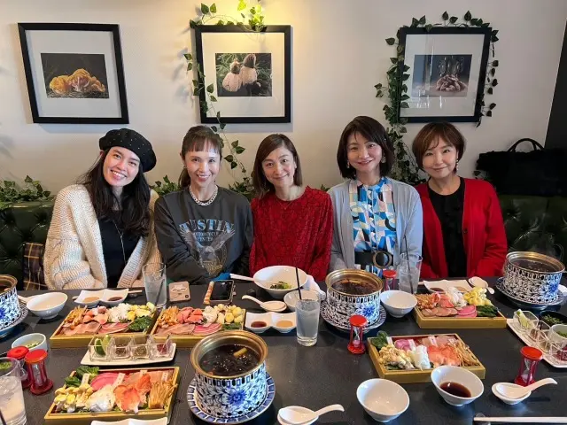 華組　jマダム 薬膳キノコ鍋