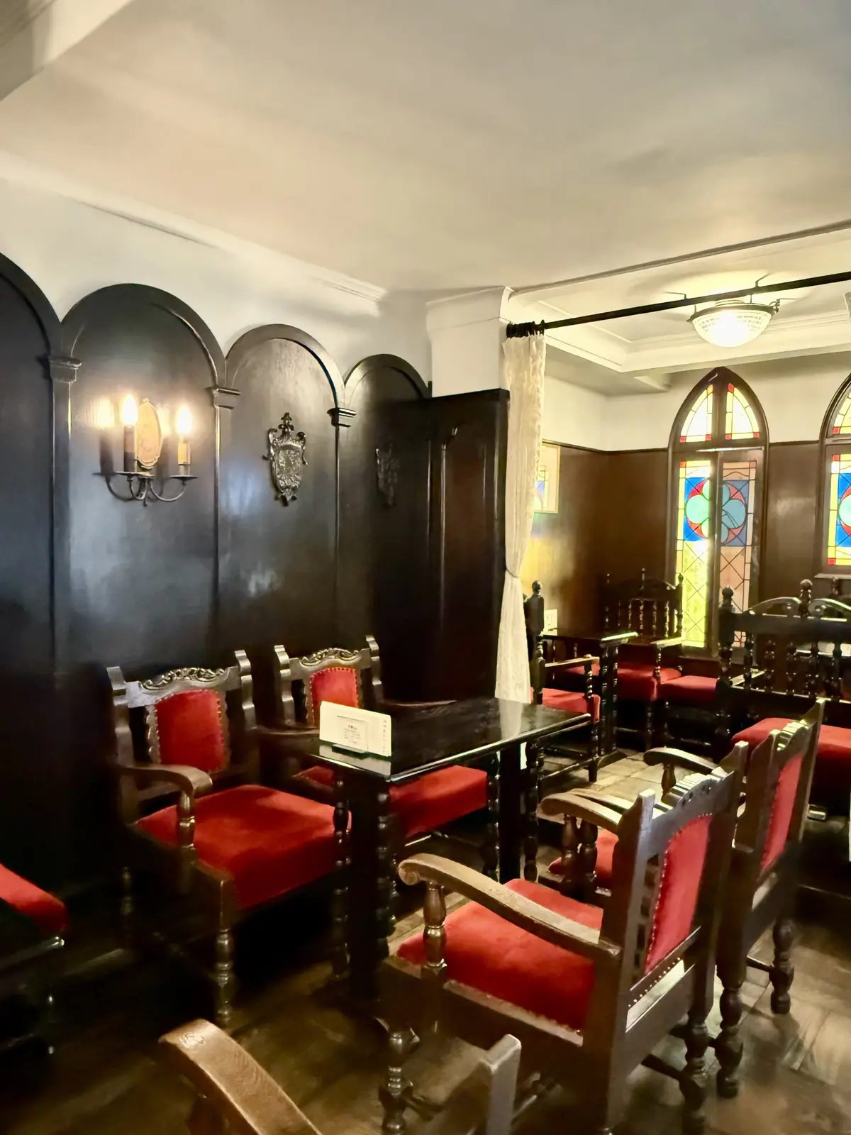 京都　喫茶店　カフェ　フランソア　店内　老舗喫茶店