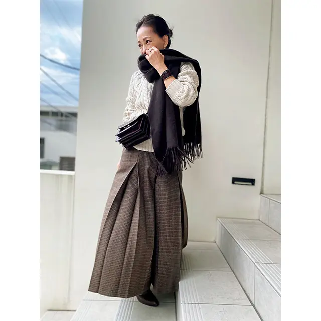 アラフィーおしゃれブロガーコーデ　洗練されたクラシカルベーシックが素敵！