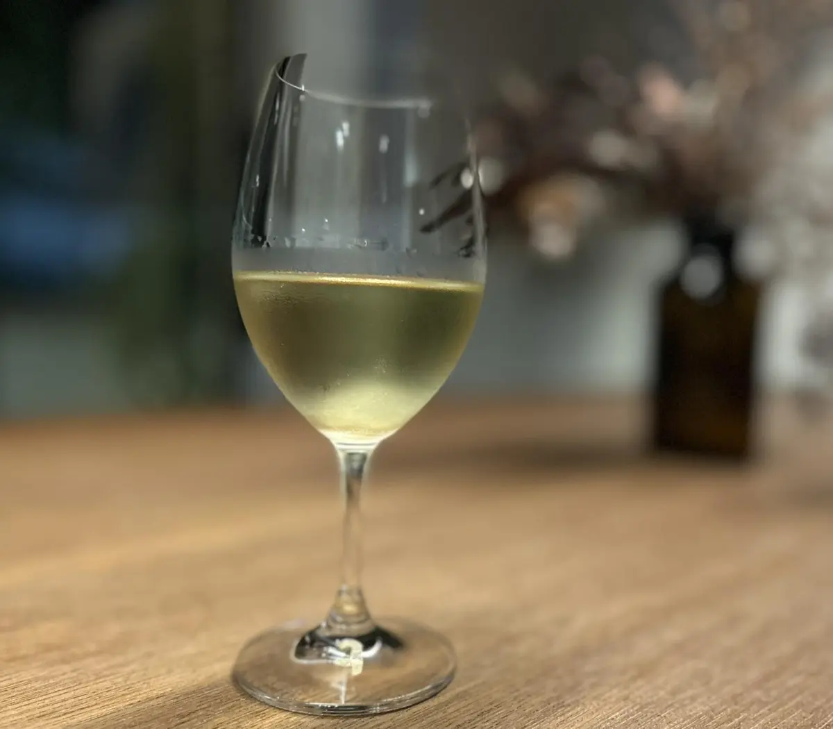 OurAge×Webエクラ　お酒は白ワイン