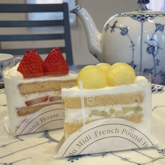 メロンショートケーキといちごショートケーキ