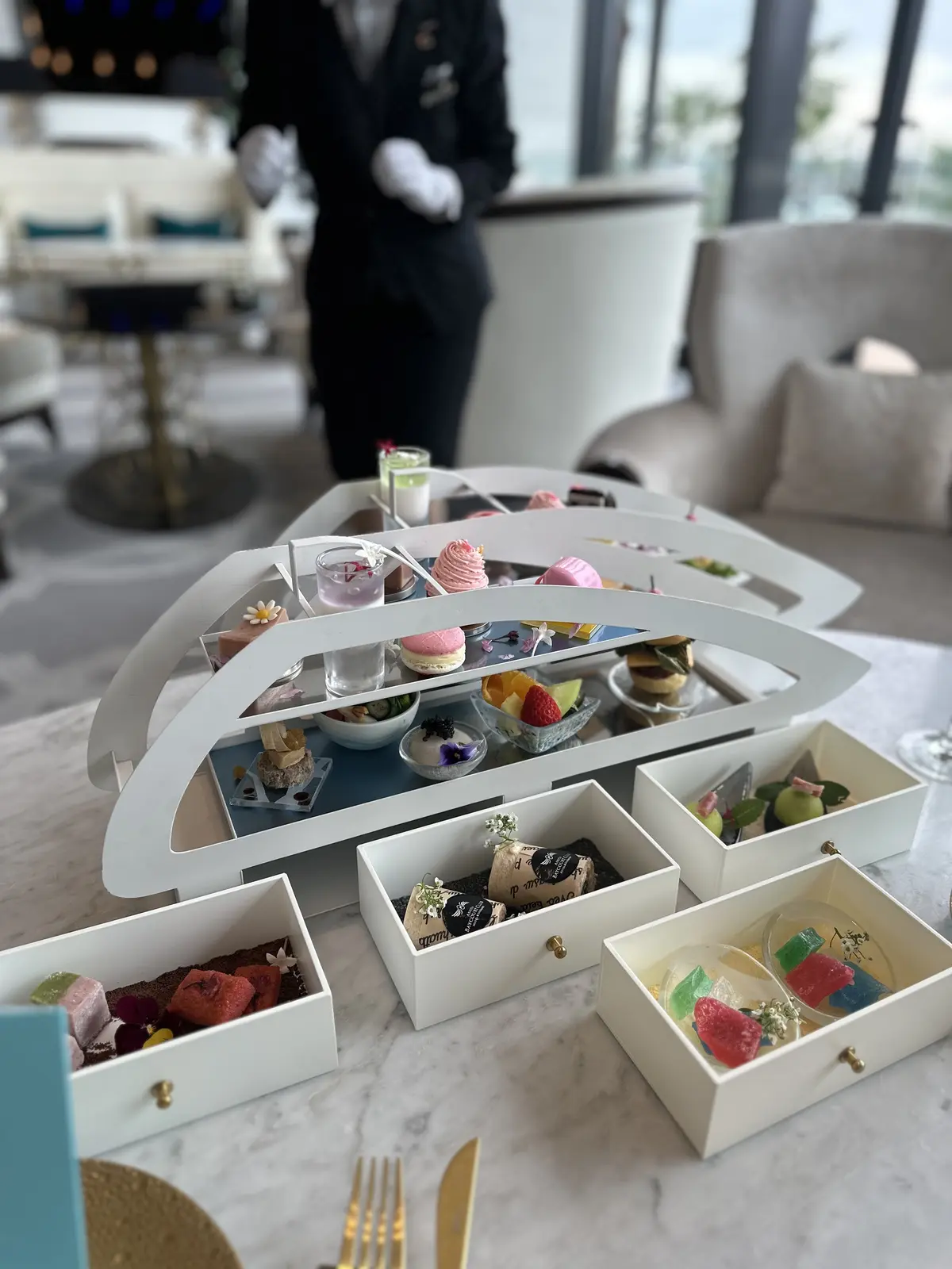 芦屋でゆったりアフタヌーンティーコーデはの画像_4