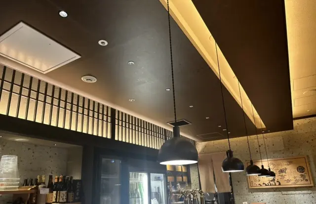 ディナータイムは、カジュアルになりすぎなの画像_7