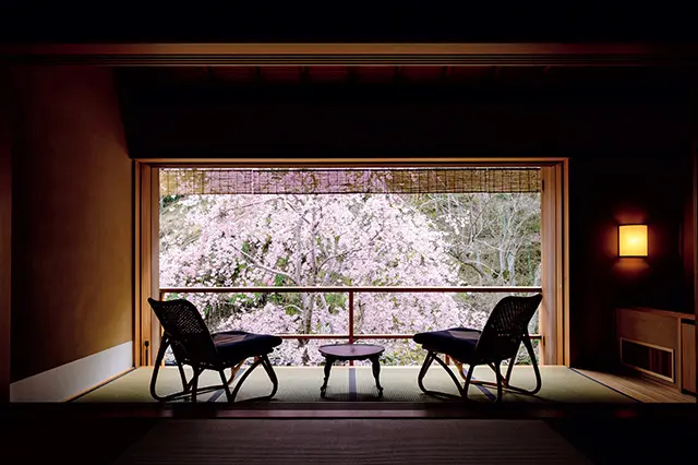 客室「山吹」の春の眺め。